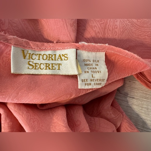 Vintage Victorias Secret Gold Label Silk Pajama Top Sleepwear Size Large *read - Picture 10 of 10